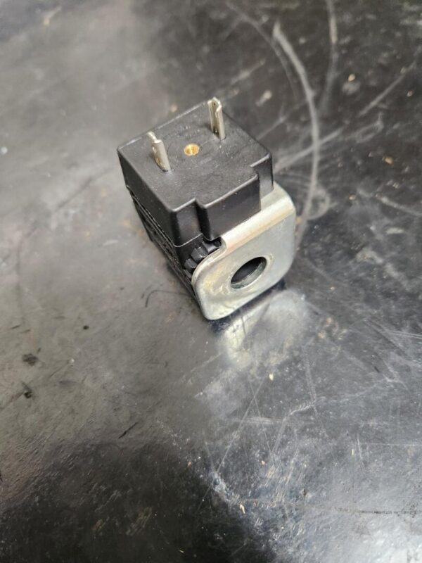 Magnet – Image 2