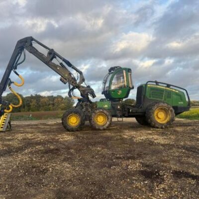 JOHN DEERE 1270E