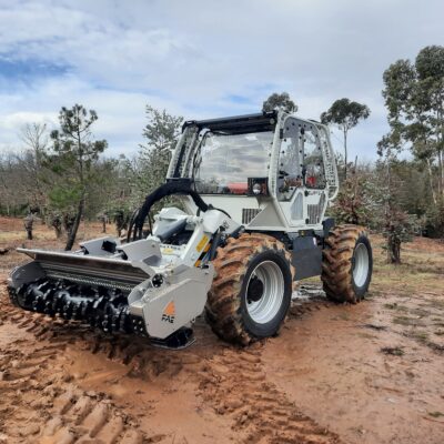 Tractor Agrícola versión Forestal - CHAPTRACK 282 SB